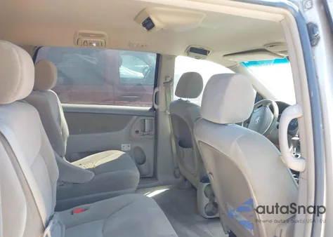 2005 Toyota Sienna Le из США, поврежденный, VIN 5TDZA23C85S284262